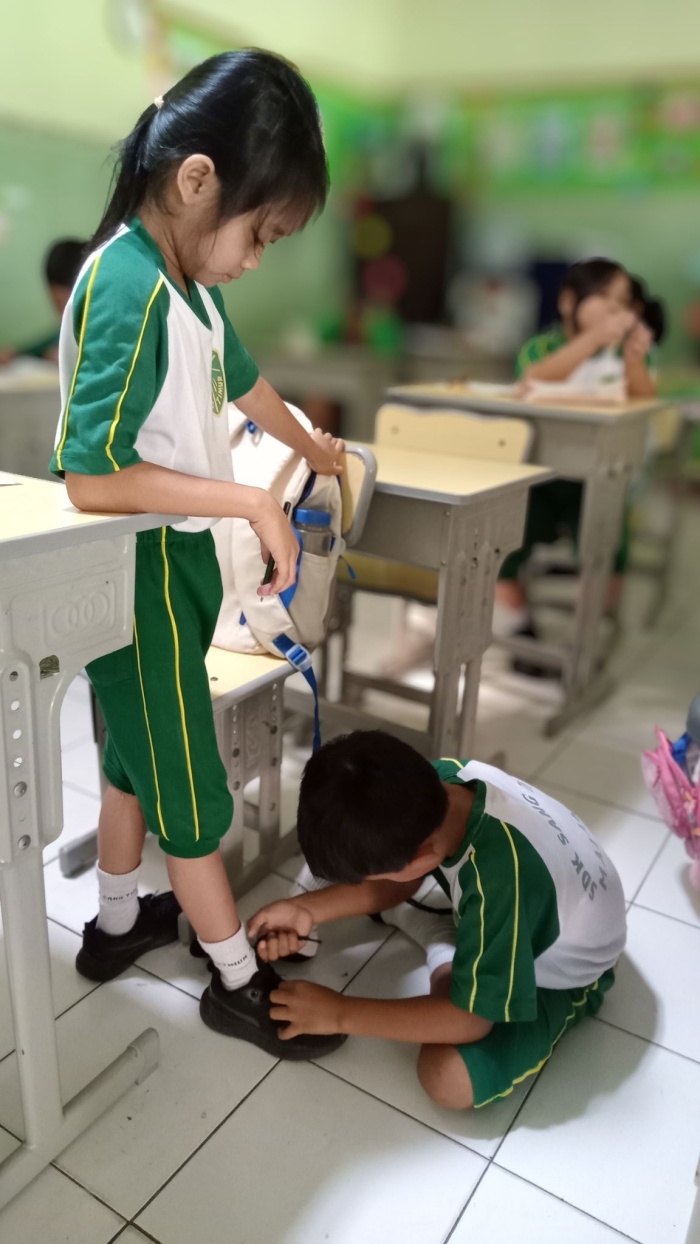 MAKNA WAFAT DAN KEBANGKITAN KRISTUS BAGI PEMBENTUKAN KARAKTER ANAK MENURUT IMAN KRISTIANI