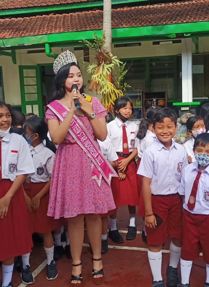 1ST RUNNER UP MISS TEEN STAR 2022 HADIR DI SDK SANG TIMUR MALANG